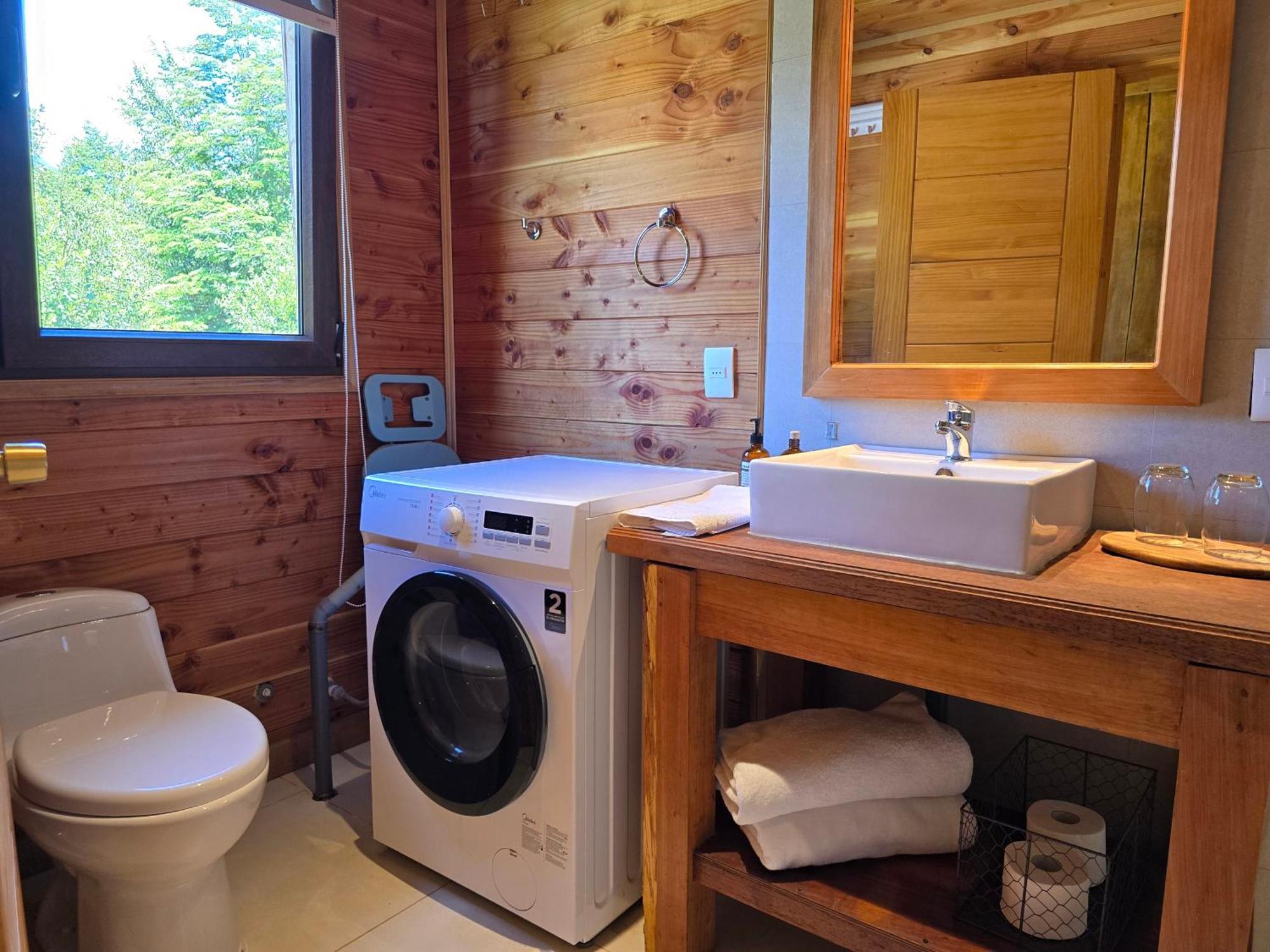 פוטלאופו Peuma Lodge Patagonia מראה חיצוני תמונה